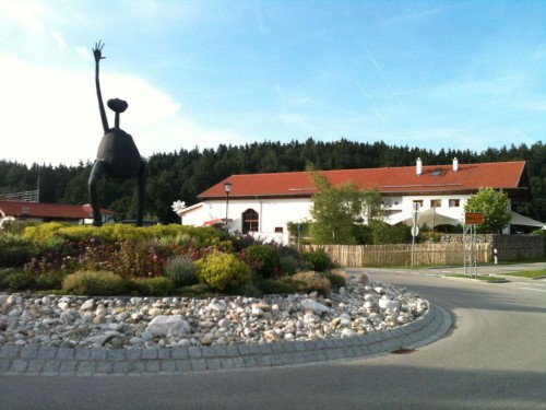 sculptures cycle path 