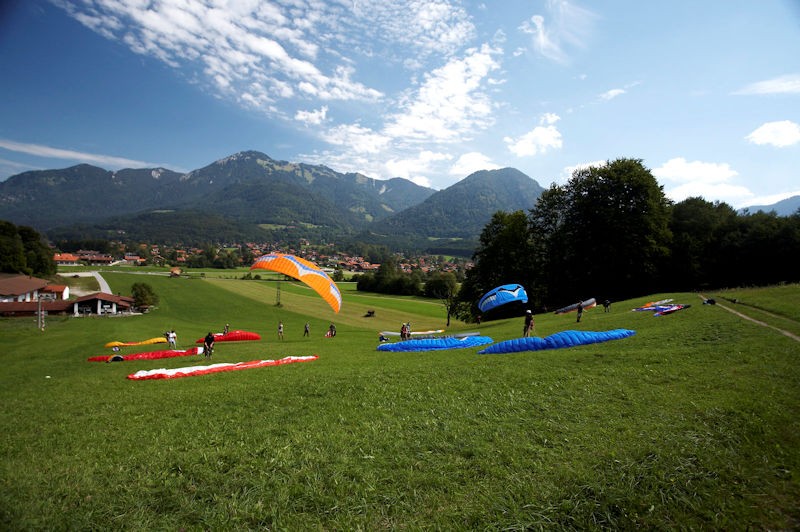 Paragleiter am Balsberg