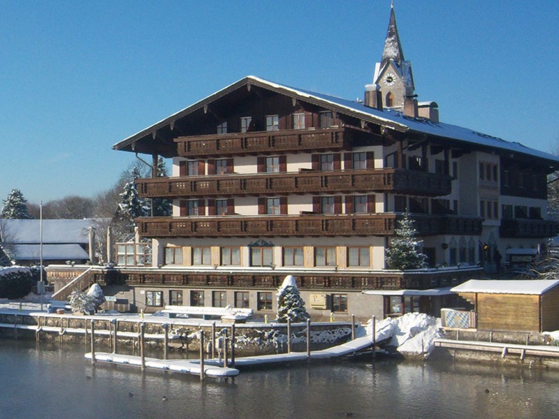 SeeHotel Wassermann direkt am Chiemsee